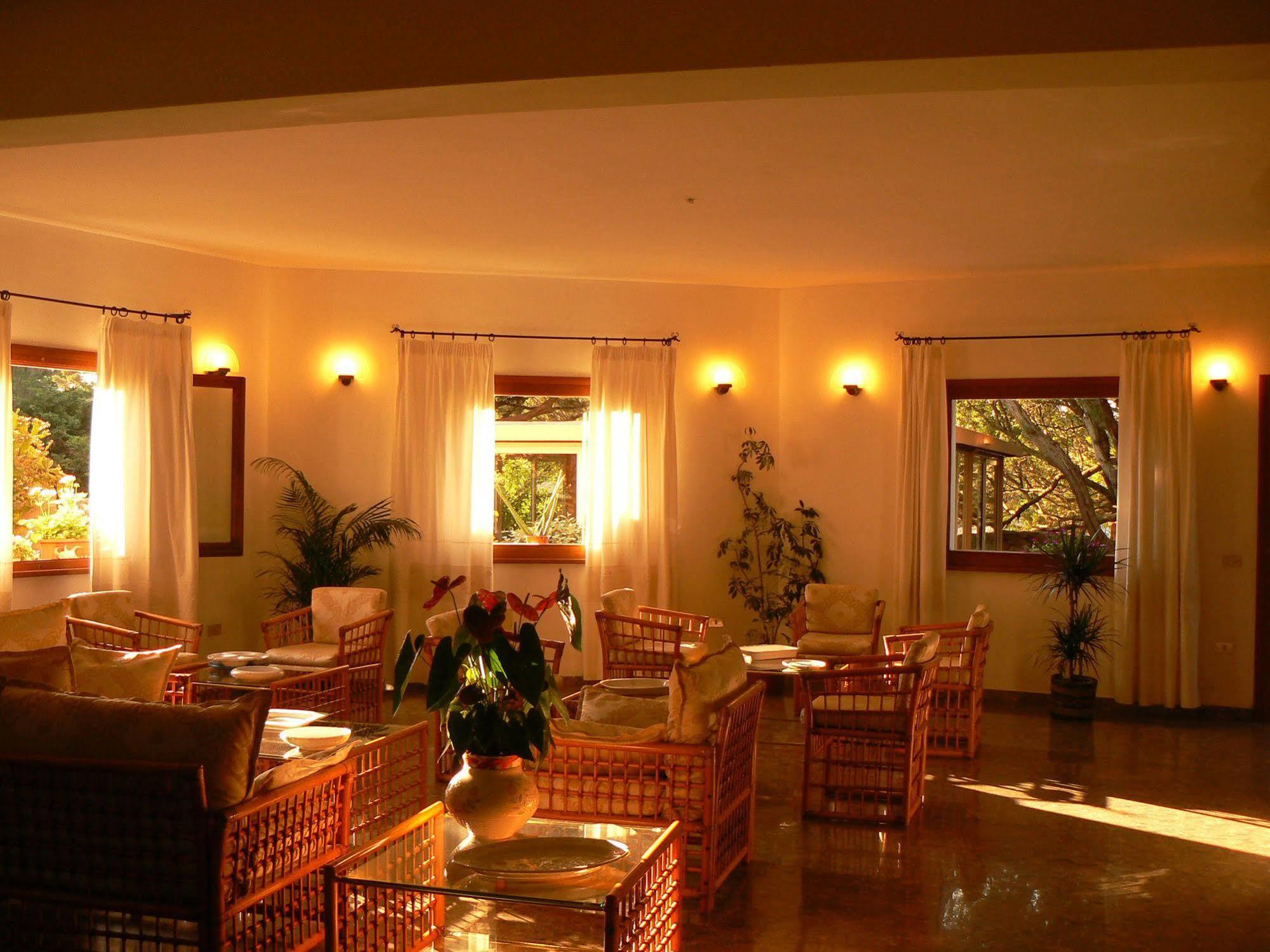 Hotel Il Piccolo Golf ปอร์โตแชร์โว ภายนอก รูปภาพ