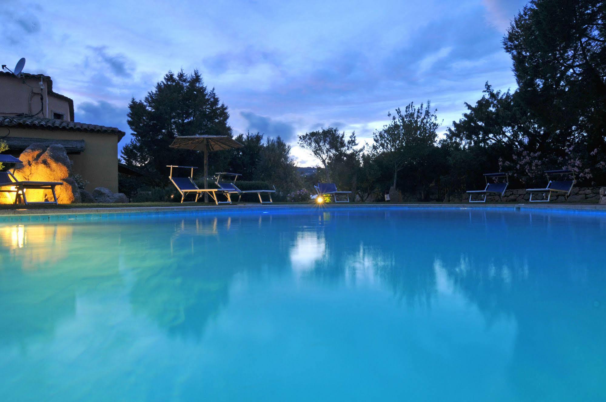 Hotel Il Piccolo Golf ปอร์โตแชร์โว ภายนอก รูปภาพ
